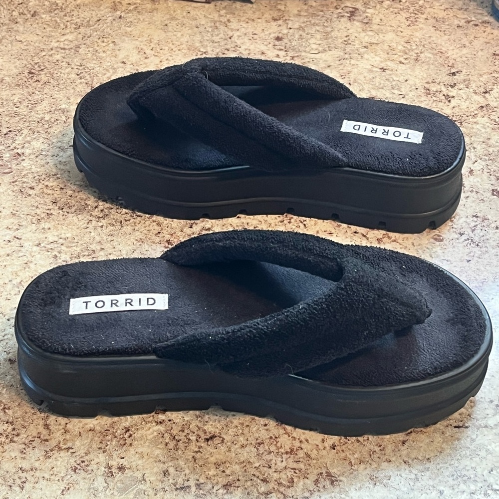 Torrid Black Terry Thong Flatform Sandal Flip Flops (WW) Size 8.5 - Picture 6 of 11